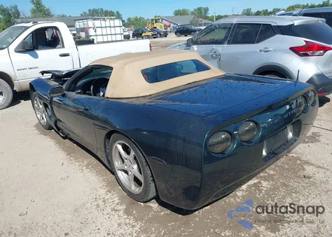 2000 Chevrolet Corvette из США, поврежденный, VIN 1G1YY32G2Y5111941
